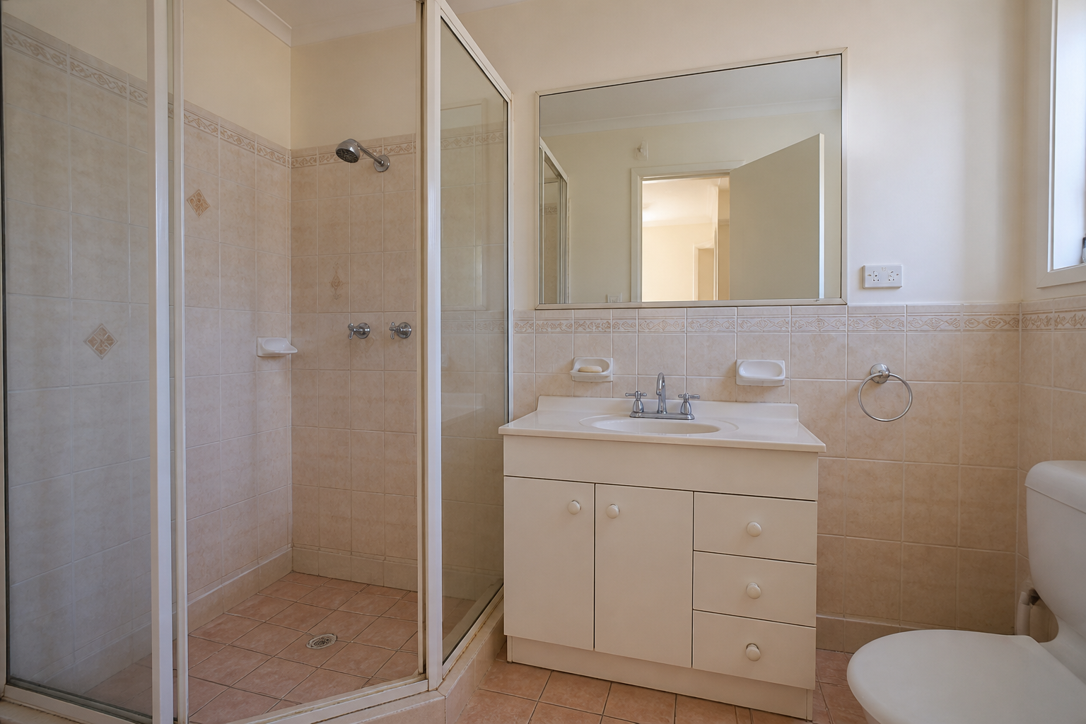 Eastwood ensuite before renovation